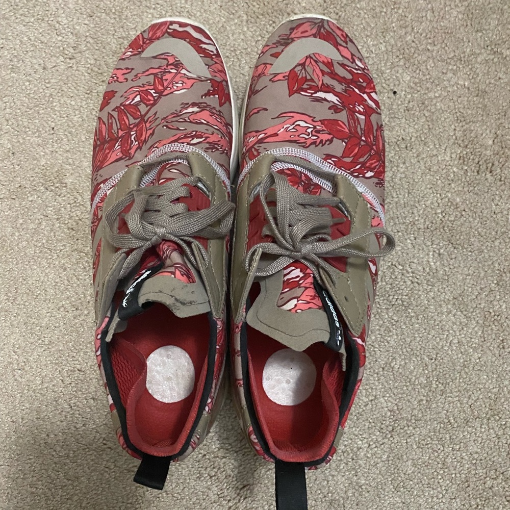 Men’s adidas sneakers size 10